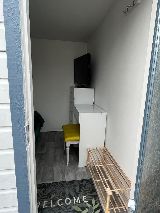 The Chuff Cabin Apartment St Just Exterior photo